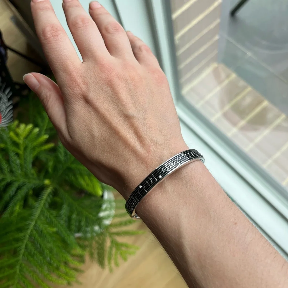 BRAND NEW Belle Etoile Bangle with Music Notes - Picture 2 of 5
